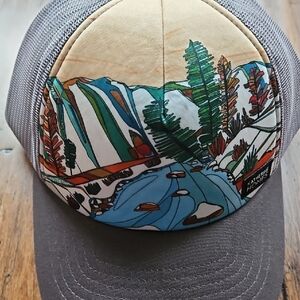NWT Katherine Homes Trucker Hat